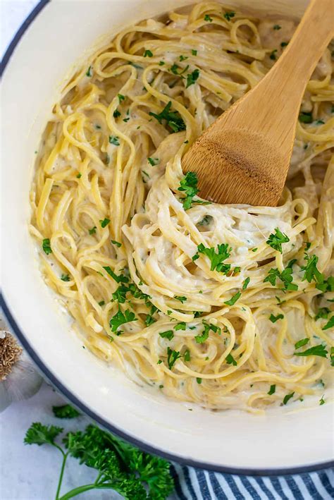 Creamy Garlic Pasta | Recipe Cart | Recipe Cart