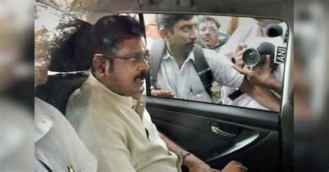 Madras HC upholds Tamil Nadu Speaker’s decision of disqualifying 18 ...