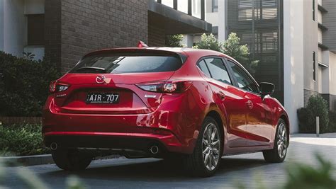 Mazda 3 SP25 Astina 2016 review | first drive | CarsGuide