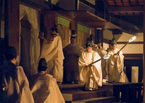 大嘗祭（だいじょうさい）とは、即位して初めての大規模な新嘗祭（にいなめさい）のこと | 産土神社リサーチ Office Tamanegi