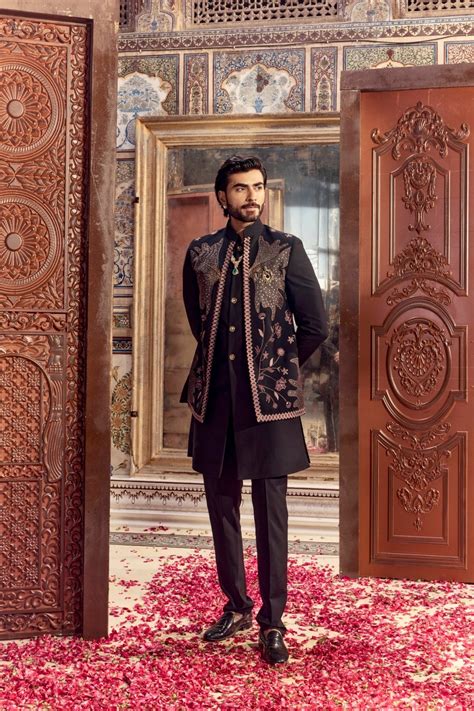 Black Embroidered Front Open Long Jacket Set – Laromani