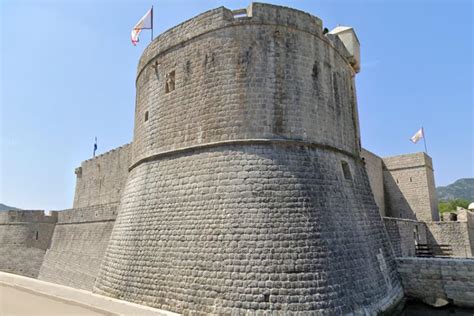 Ston kod Dubrovnika, kada ići, što vidjeti i plaže u Stonu – Putovanja