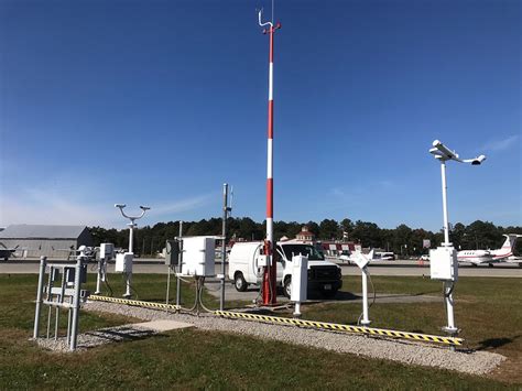 Tour Electronic Systems Analyst