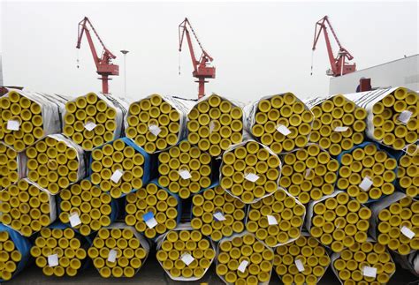 Moody's downgrades China's credit rating for the first time since 1989 ...