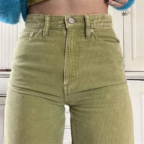 BDG green corduroy pants size w25. Flattering af! I... - Depop
