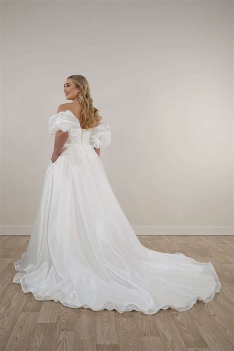 Stella York 7940 - Brides of Bakewell