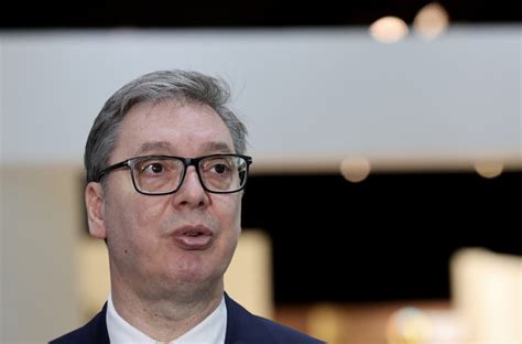 Vučić: Priča o jahanju i ubijanju je uobičajena za blokadere; Sramota ...