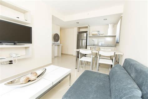 MERCOSUR UNIVERSITAS (Montevideo) - Hotel Reviews, Photos, Rate ...