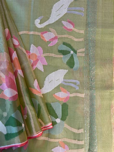 Organza jamdani saree – Aavaranaa