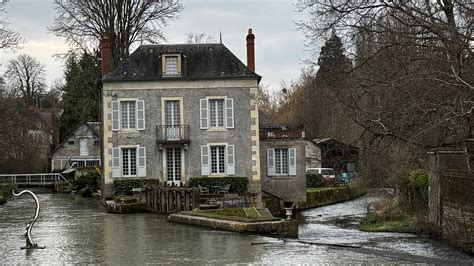 LES CHAMBRES DU MOULIN (Crezancy-en-Sancerre) - Lodging Reviews, Photos ...