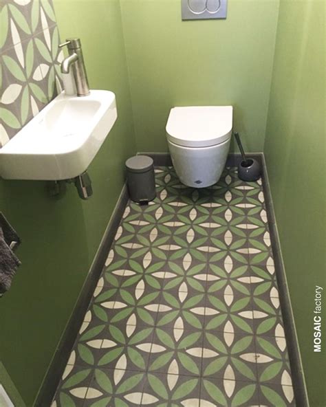Green Bathroom Tiles Floor