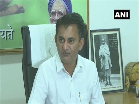 No dispute in Gujarat Congress, says LoP