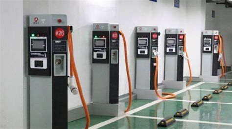 西安三年将建10000个充电桩 新能源车主有福了_新浪陕西_新浪网