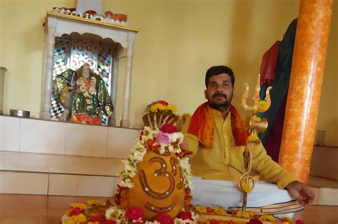 Pandit Gopal Krishna Sharma - Pandit - Rau - Weddingwire.in