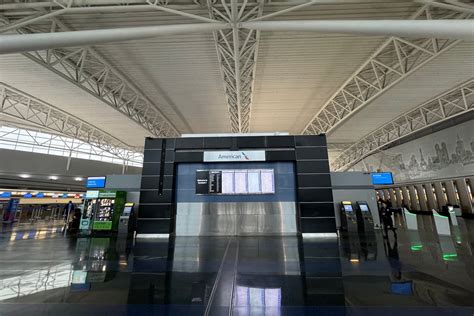 Alaska Airlines and Hawaiian to join forces at JFK’s Terminal 8, and ...