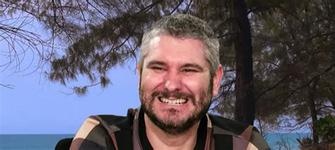 "My friend there across the bar wants to buy you a drink" : r ...