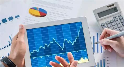 Large-cap stocks: For investors with a long-term perspective: 5 large ...