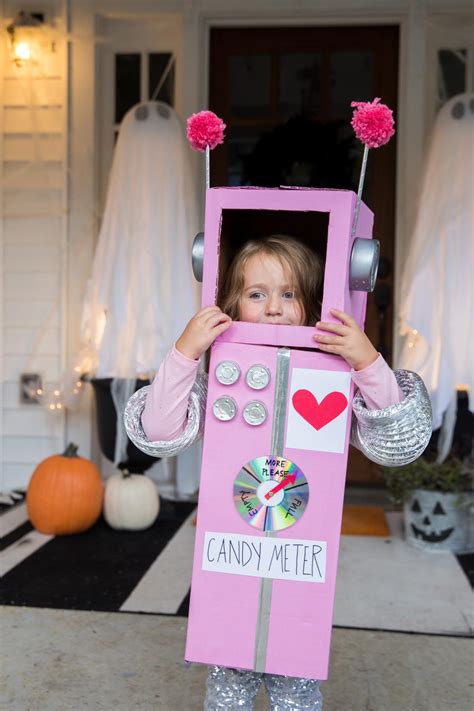 Last Minute Robot Costume DIY: Create an Epic Costume in Under an Hour!