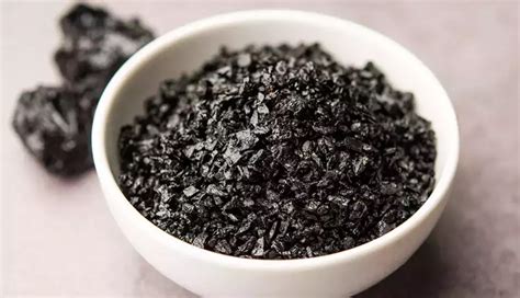 8 Herbs and Spices That Help You Manage PCOS and Other Health Issues ...