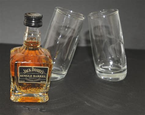 Buy Pair of Ludico Tilted Glasses(60ml) with a bottle of miniature Jack ...