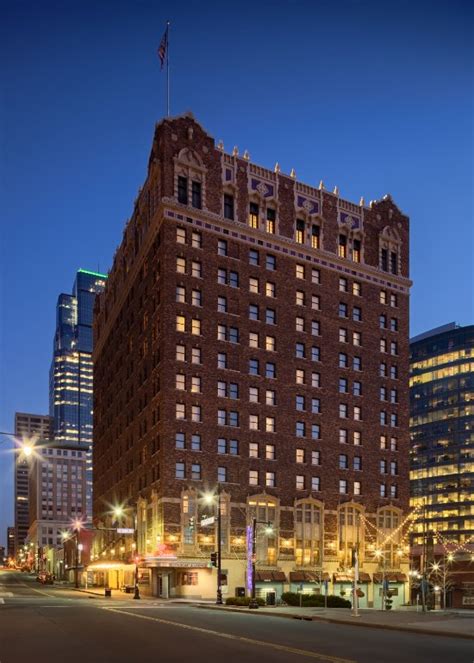 HILTON PRESIDENT KANSAS CITY - Hotel Reviews, Photos, Rate Comparison ...