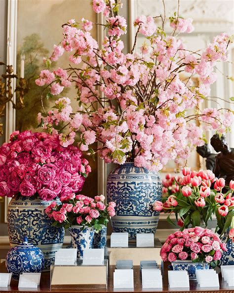 Spring Weddings | Chinoiserie wedding, Blue and white vase, Chinoiserie ...
