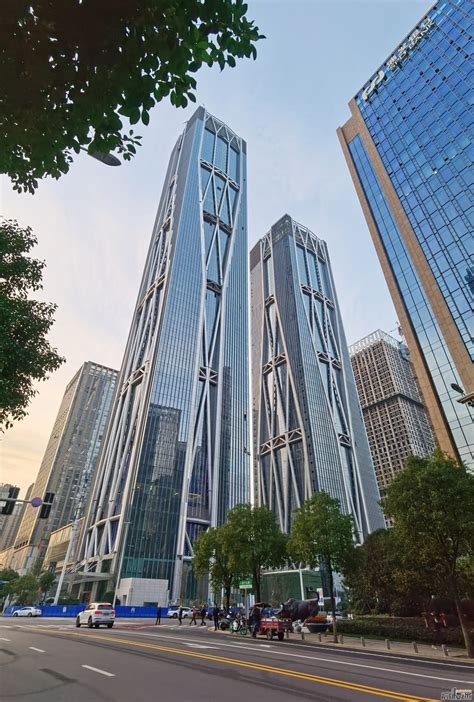 中国城市摩天大楼TOP20排名，这些才是中国高度，看看哪个城市多|写字楼|酒店|深圳_新浪新闻