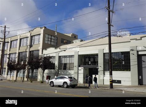 Openai Company Building Photo 的图像结果