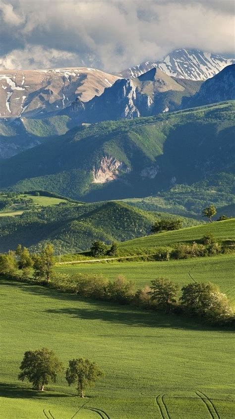 Красивые заставки на телефон - горы (51 фото)