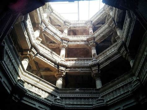 Baolis - India's forgotten water temples