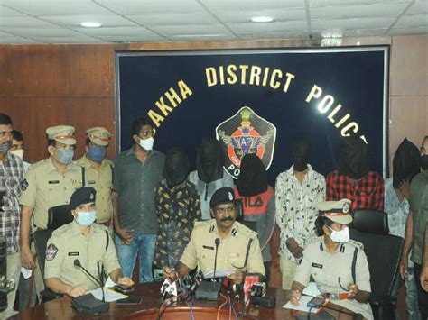 Gang robbing temple donation boxes in north Andhra arrested