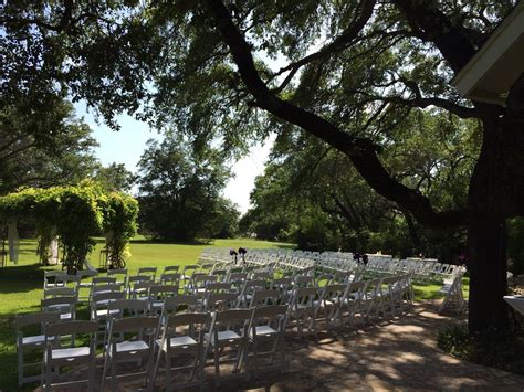 Los Encinos Hill Country Estate | San Antonio Weddings
