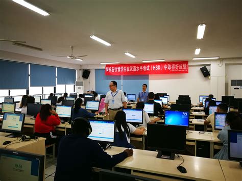 外国留学生赴我校参加汉语水平考试（HSK）和汉语水平口语考试（HSKK）-广西科技大学