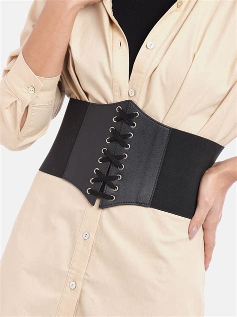 Berrylush Women Black Front Lace-Up Wide Corset