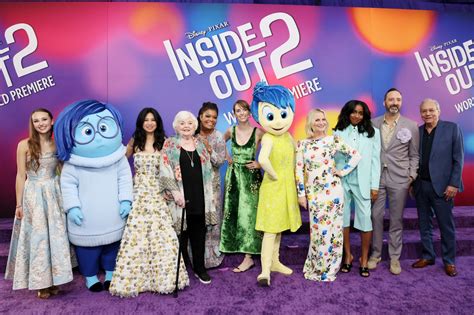 "Inside Out 2" explique pourquoi les messages du film sont universels ...
