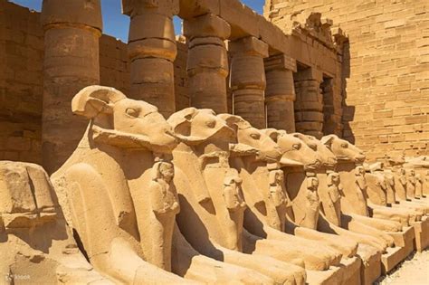 Full-Day Luxor Tour, Valley of the Kings With Transfer - Hurghada ...