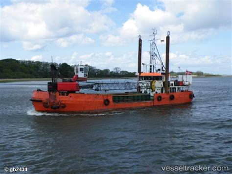 Aase Madsen - Grab dredgers - Equipment | Dredging Database