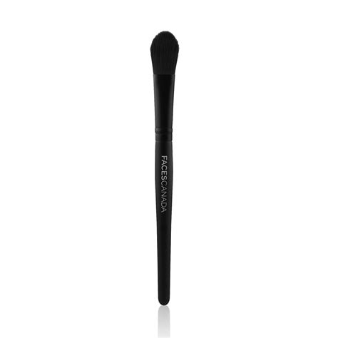 Foundation Brush - Foundation Makeup Brushes Online | Faces Canada