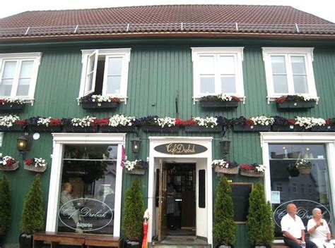 CAFE DROBAK - Restaurant Reviews & Photos - Tripadvisor