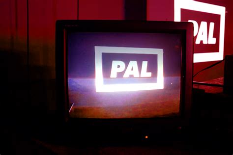 iF Design - PAL - Phase Alternating Line