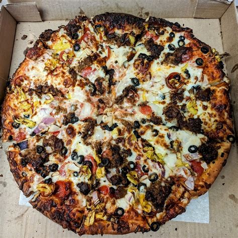 Panezanellie Breadstick Shoppe - Delicious Pizza & Breadsticks