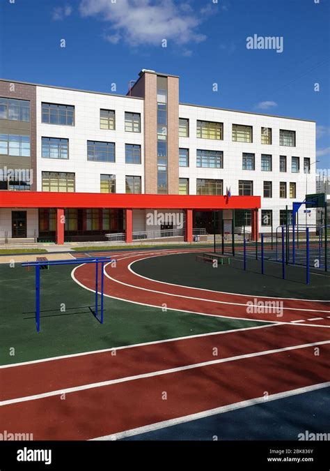 Comprehensive School 的图像结果