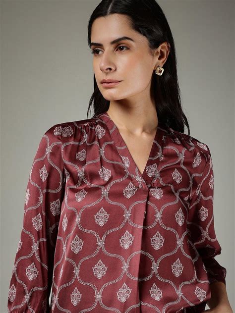 Buy Burgundy Satin V Online | FableStreet