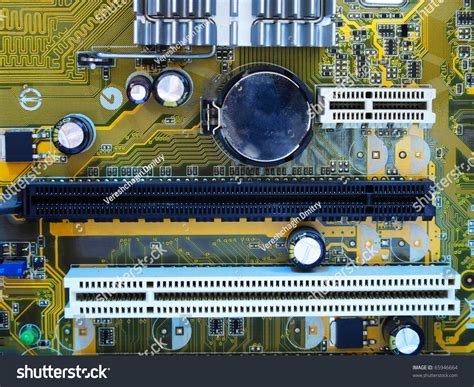Circuit Board Inside a Computer Image 的图像结果