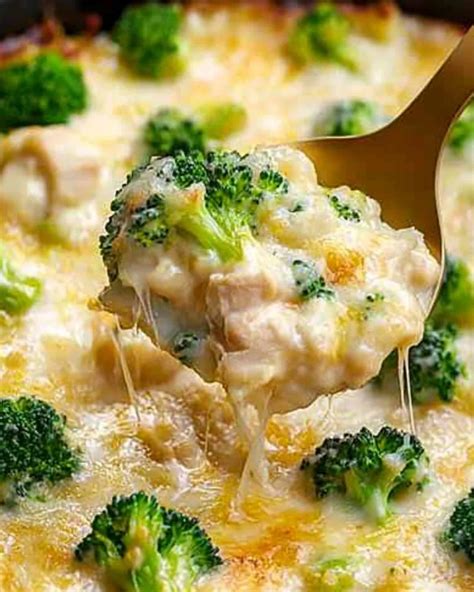 One Pot Cheesy Chicken Broccoli and Rice Casserole Recipe - YummyHere