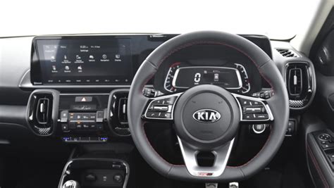 2020 Kia Sonet diesel auto and manual road test review - Overdrive