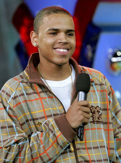 Before he was famous, Chris Brown used the stage name C-Syzle. - Chris ...