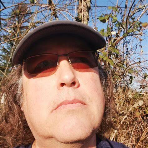 Amazon.in: Dennis Yates: books, biography, latest update