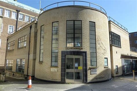 Tangential Cambridge: Group Walking Tour of Sights and Highlights - Viator