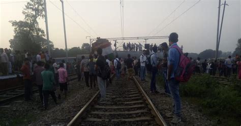 New Farakka Express derailment: Preliminary report shows mechanical ...